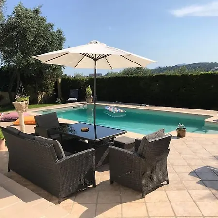 10mn De Cannes, Entiere De 150m2. Willa *