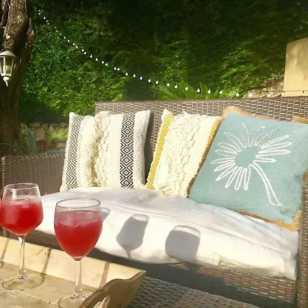 10mn De Cannes, Entiere De 150m2. Willa *