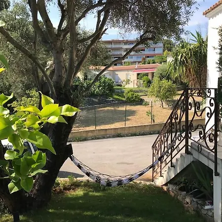 10mn De Cannes, Entiere De 150m2. *