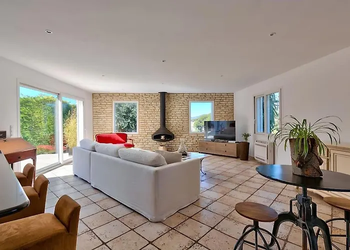 10mn De Cannes, Entiere De 150m2.